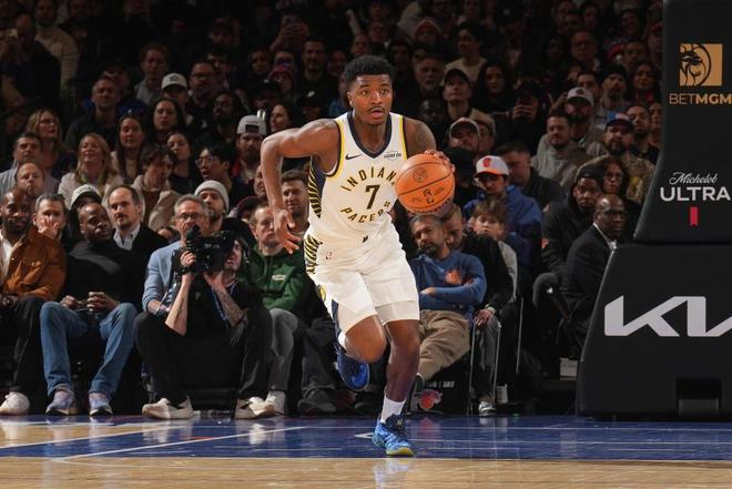 雄鹿队东部冠军